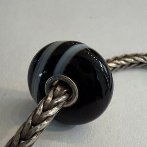 Elegant Trollbeads Striped Onyx Bead.
